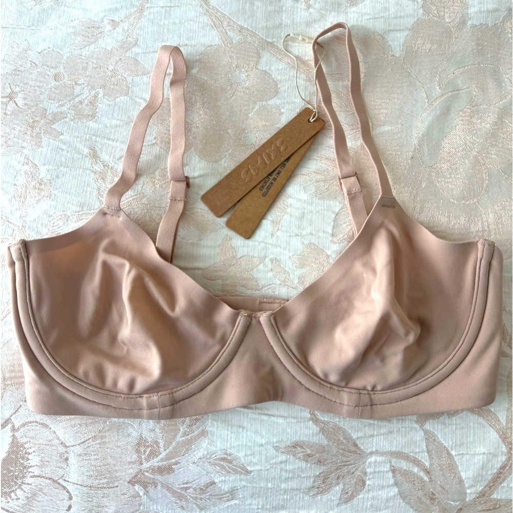 SKIMS Fits Everybody Unlined Demi Bra 32C
